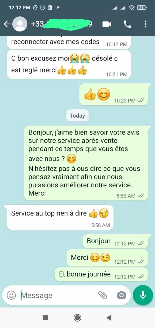 Témoignage client satisfait du service FOX IPTV France sur WhatsApp – “Service au top, rien à dire ”.